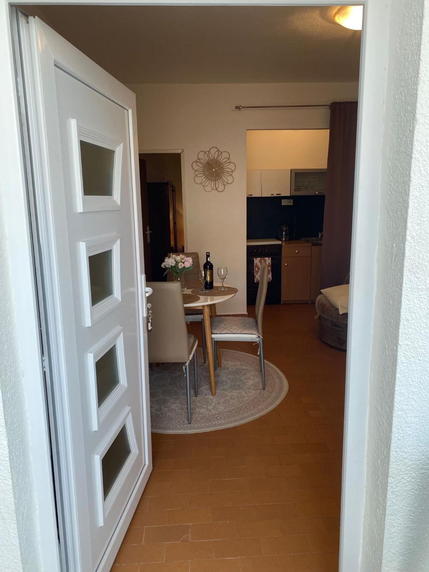 Apartmani Ines Marina Luaran gambar